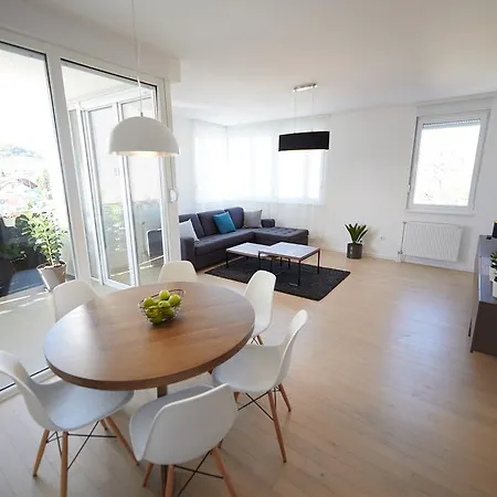 Modern Luxurious Apartman